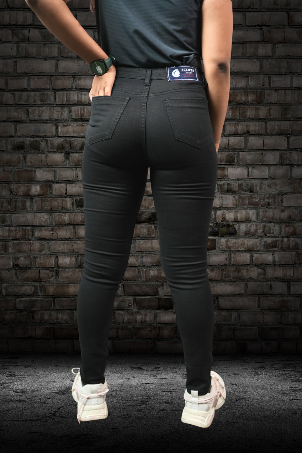 Women's Skinny Fit Jeans Black - Side view on model