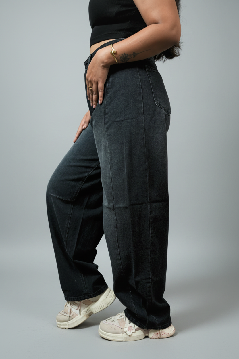 Women's Balloon Fit Jeans Black - Seated editorial view