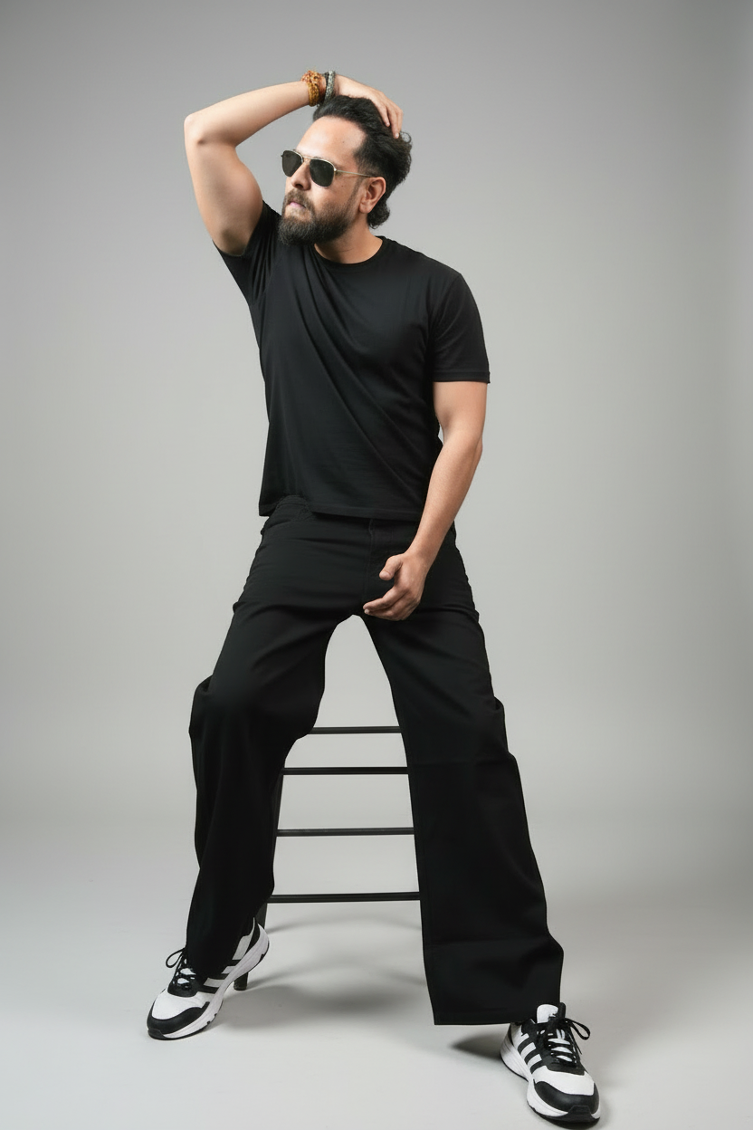 Men's Baggy Fit Jeans Black - Flat lay on hanger with color swatch