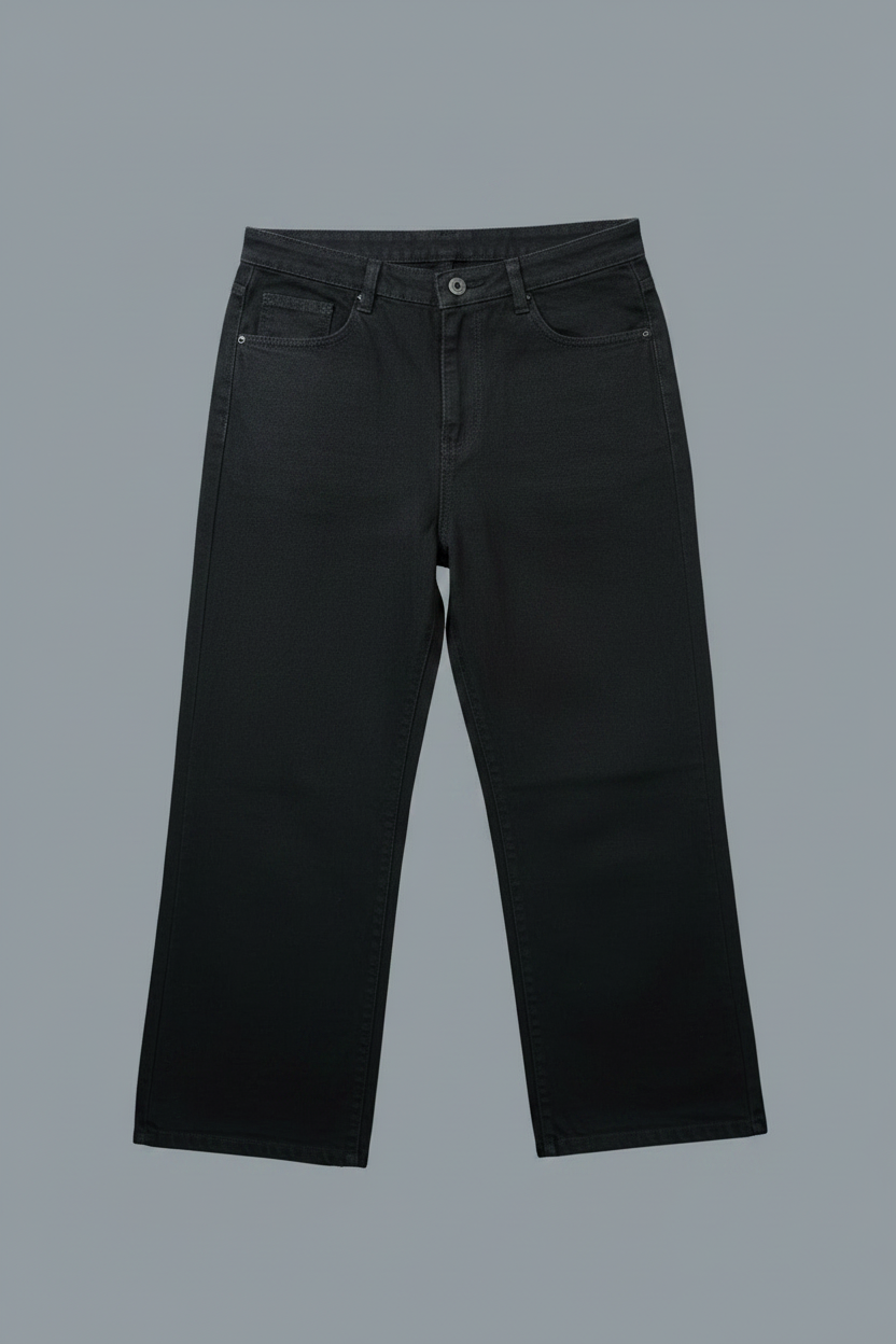 Men's Baggy Fit Jeans Black - Front view on model showing baggy silhouette