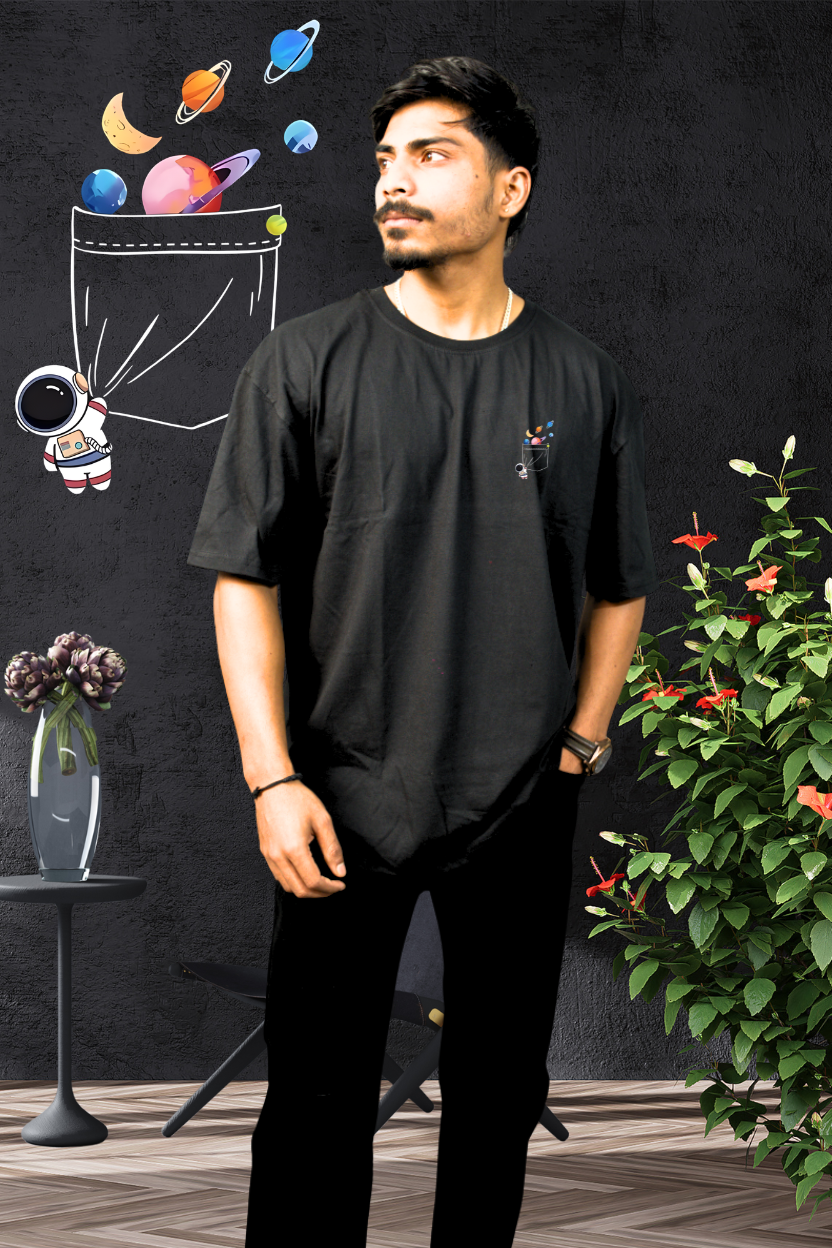 Space Pocket - Oversize Print T-Shirt