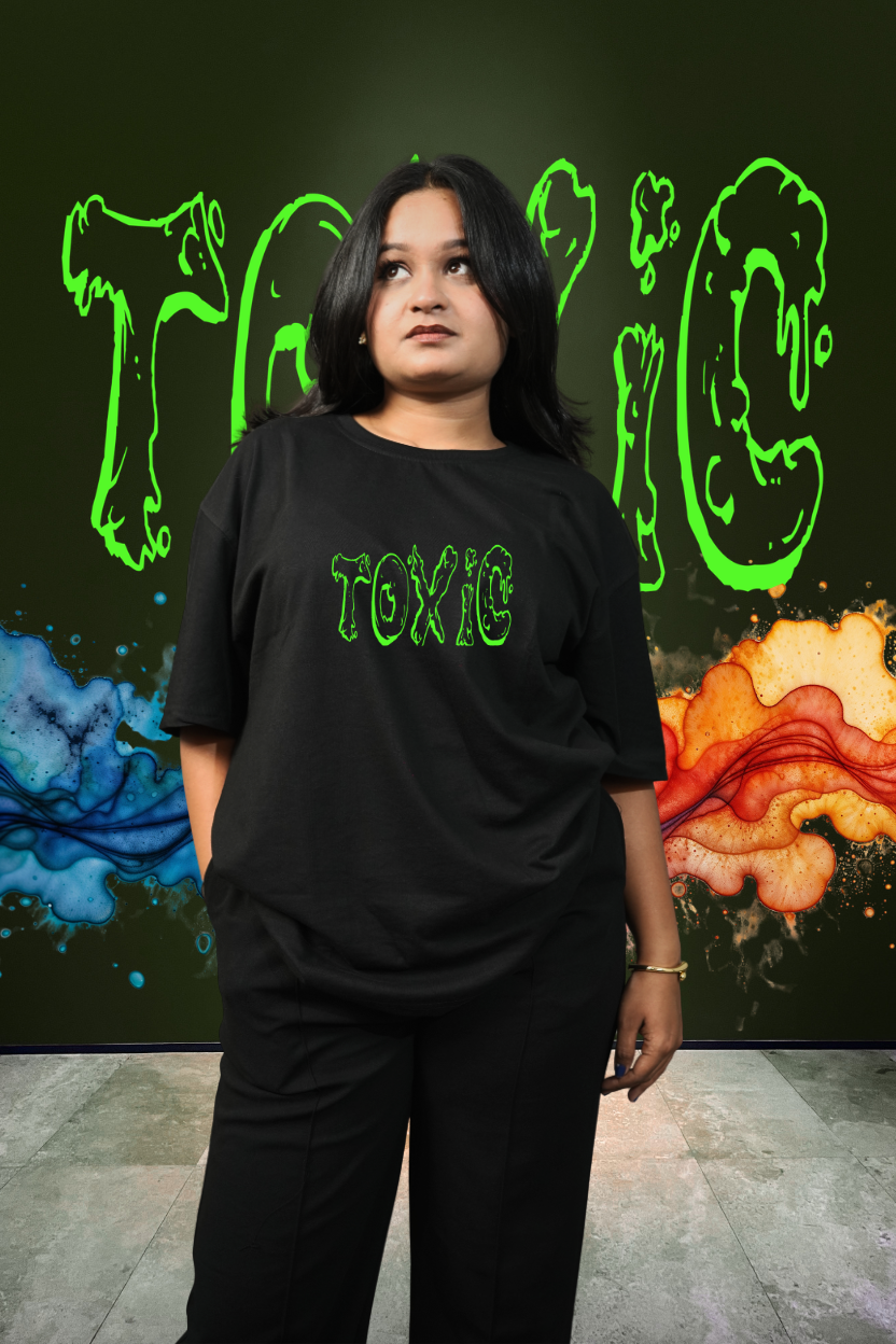 Toxic Oversized Print T-Shirt All Black Neon Green Front - Eclipse Theory